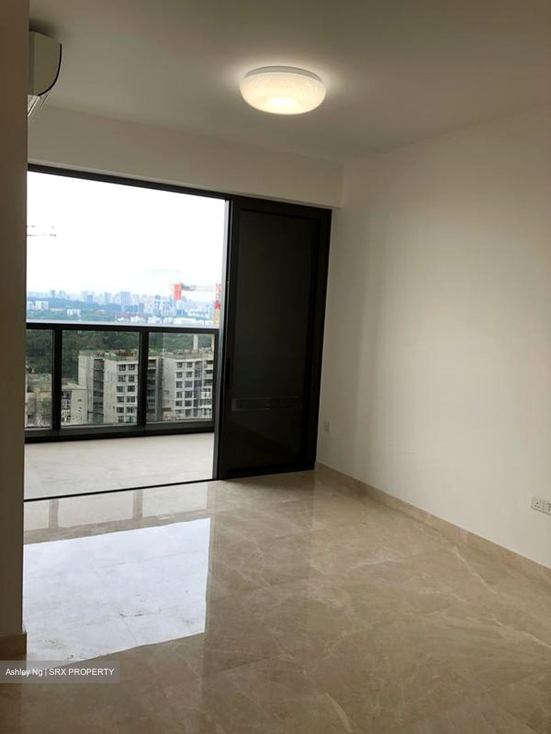 Commonwealth Towers (D3), Condominium #504366111